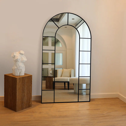 Botanisch dekorativer Metallspiegel